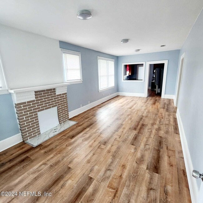 Foto del edificio - 1735 Brackland St