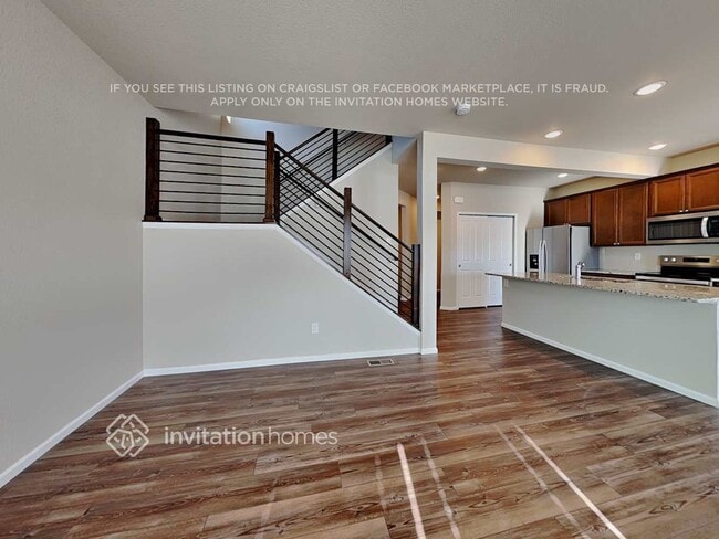 Building Photo - 11237 House Finch Ln