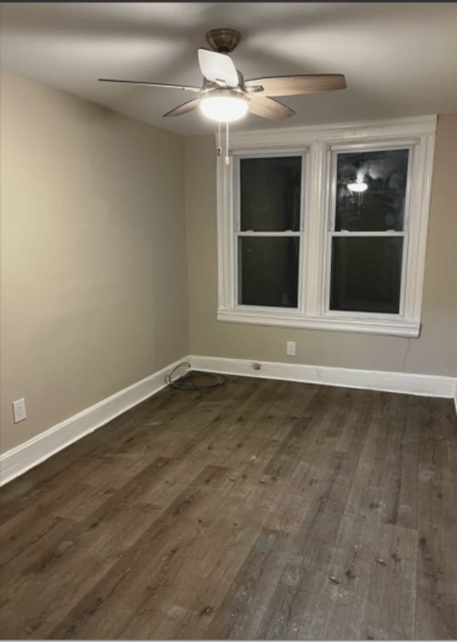 Building Photo - Bright Hill East 1BR — Washer/Dryer, Metro Access & Move-In Ready Comfort!