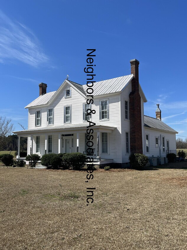Primary Photo - 800 Lennie Ln
