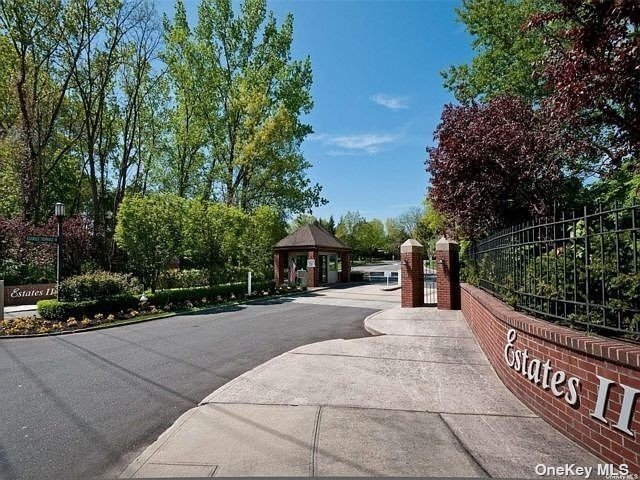 Foto principal - 42 Bluebird Hill Ct