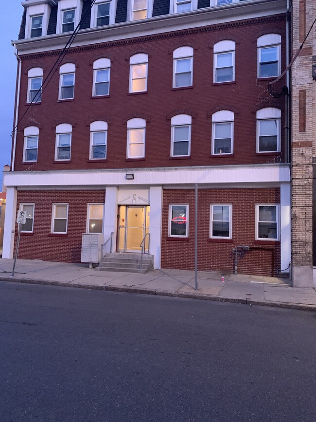 Foto del edificio - 12 Harvard Ave