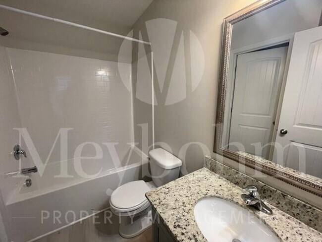 Building Photo - 957 Madrid Court - The Townhomes at Chukke...