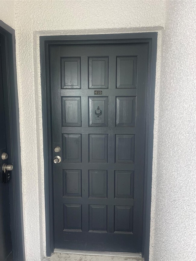 Building Photo - 3301 Spanish Moss Terrace