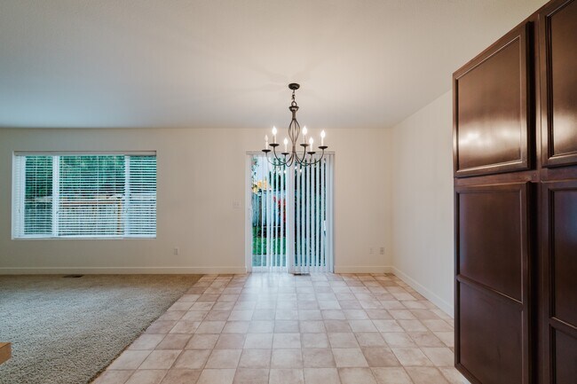 Foto del edificio - 2805 Alyssa Ct SE