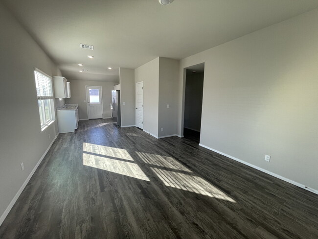 Foto del edificio - Brand-New 3 Bed, 2 Bath Home for Rent – 1/...