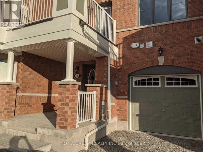 Building Photo - 35 Bluegill Cres