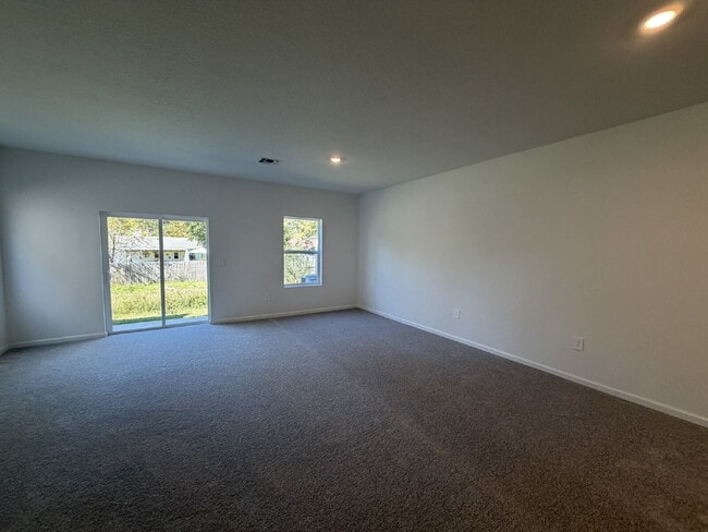 Photo - Brand New Townhome in Tara Serena – Gainesville