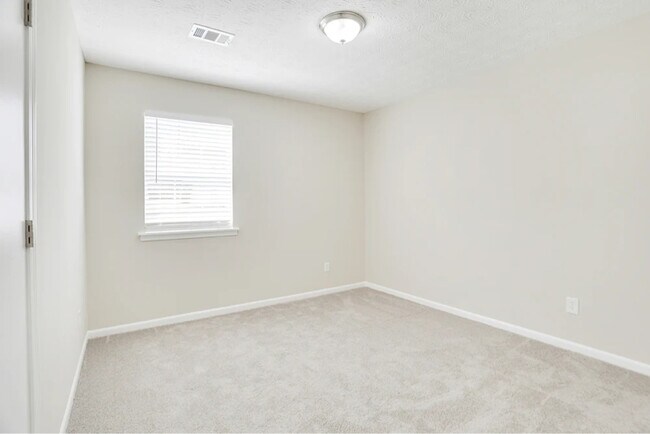 Foto del edificio - 5576 Pennybrook Ct