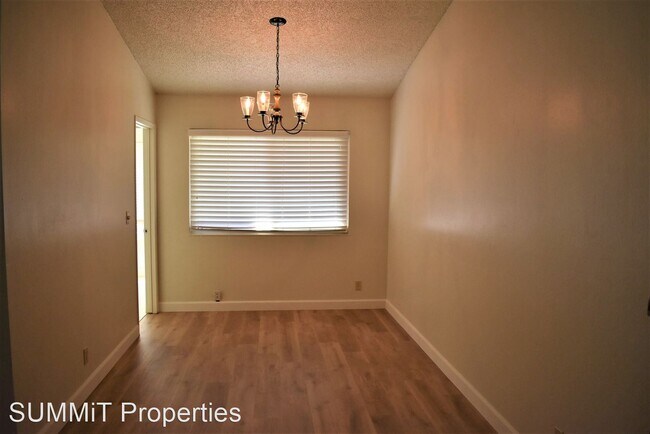 Building Photo - 3 br, 2 bath House - 674 Seville Lane