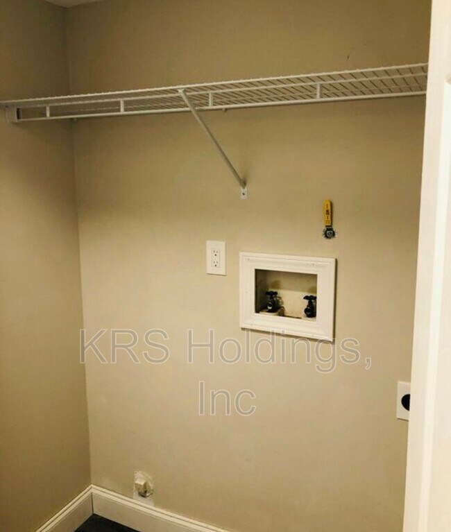 Building Photo - 3304 Barberry Ln