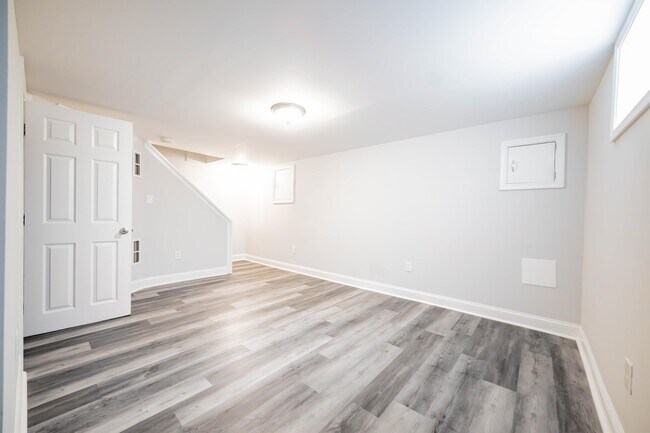 Foto del edificio - 2489 Fairway
