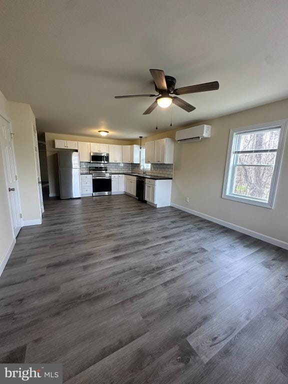 Building Photo - 548 Hershey Rd