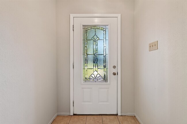 Building Photo - 16106 Barbarossa Dr