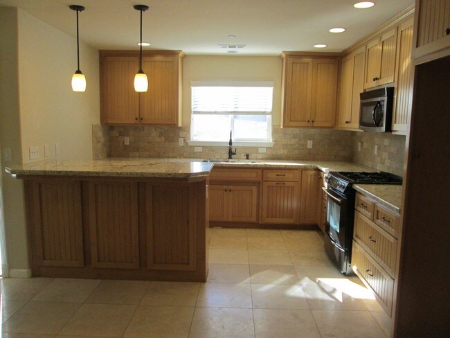 Building Photo - 640 Camino Caballo