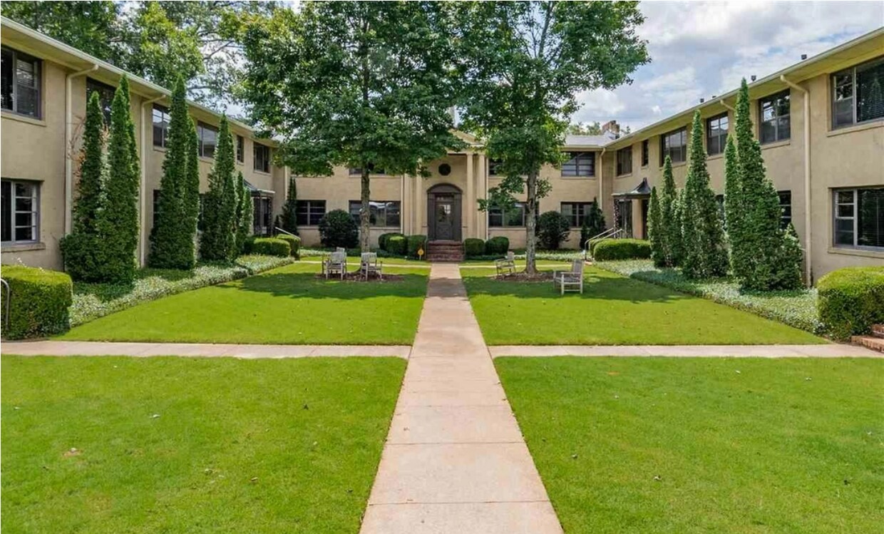 Foto principal - 2305 20th Ave S