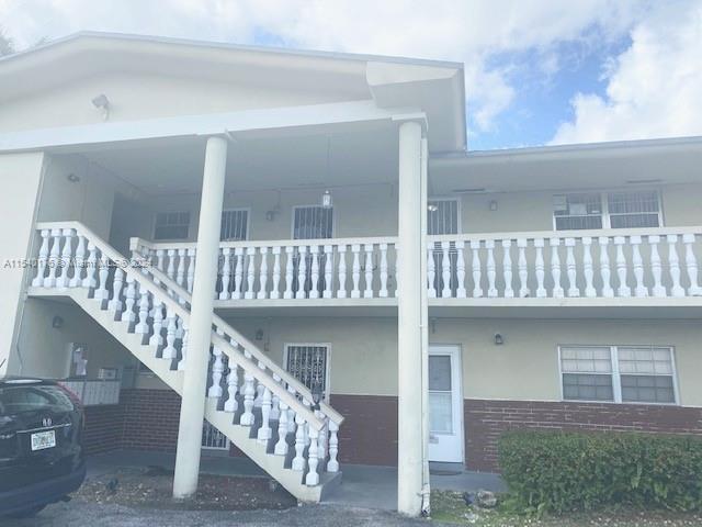 Foto del edificio - 20380 NW 7th Ave