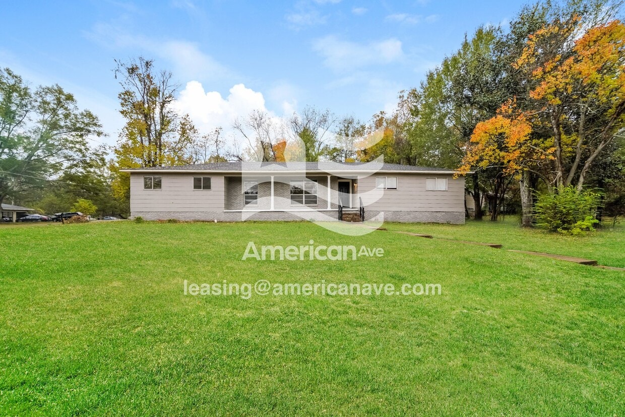 Foto principal - 1047 Garden Park Dr