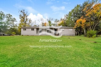Building Photo - 1047 Garden Park Dr