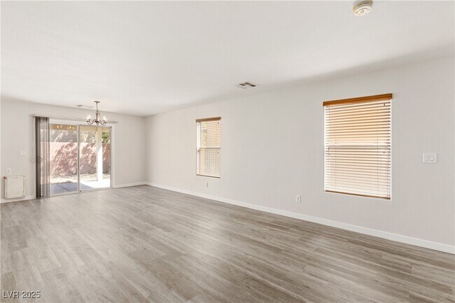 Foto del edificio - 218 Lantana Breeze Dr