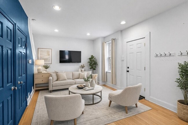 Foto del edificio - 2700-14 South St