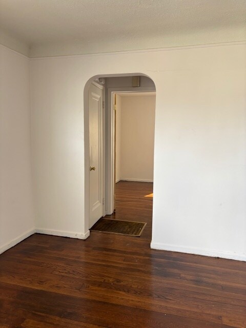 Foto del edificio - 21608 Moross Rd