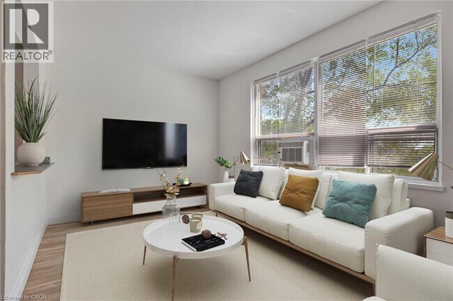 Building Photo - 37 Mericourt Rd