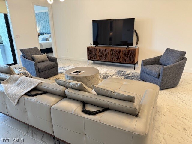 Building Photo - 1125 Central Ave