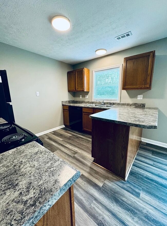 Foto del edificio - 206 S Keeneland Dr
