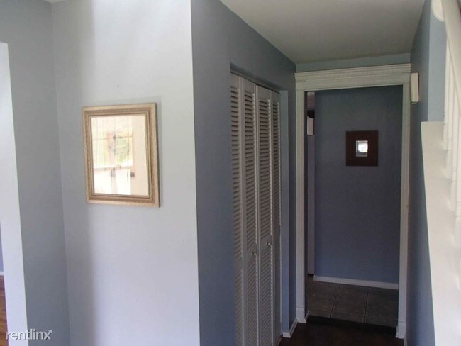 Building Photo - 4 br, 2.5 bath House - 110 Mercia Dr