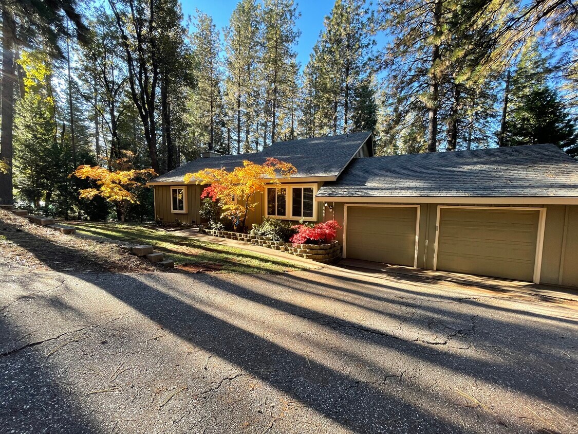 11521 Tree Top Cir, Nevada City, CA 95959 House Rental in Nevada City