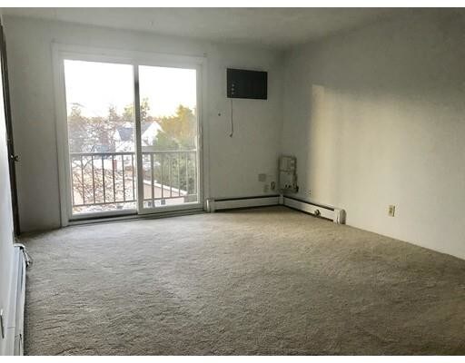 Building Photo - 141 Pierce St