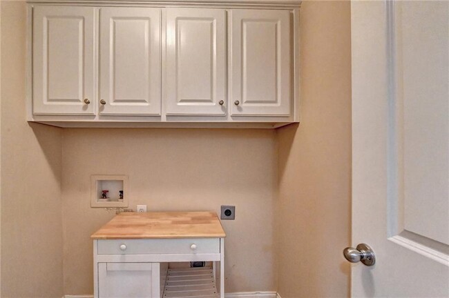 Foto del edificio - 5570 Viewpoint Ct
