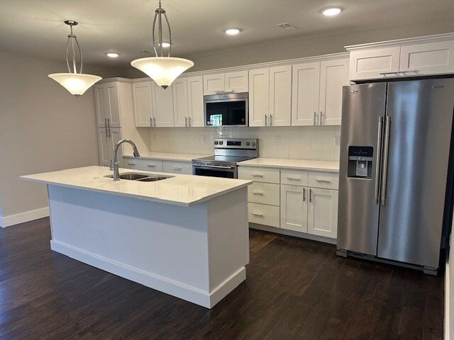 Foto del edificio - 126 Beechwood Ln