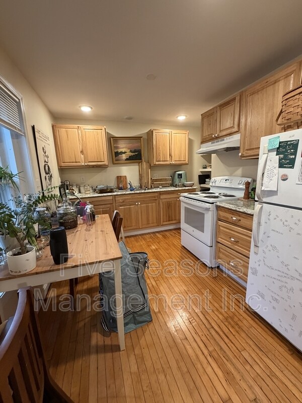 Foto del edificio - 75 Grant St