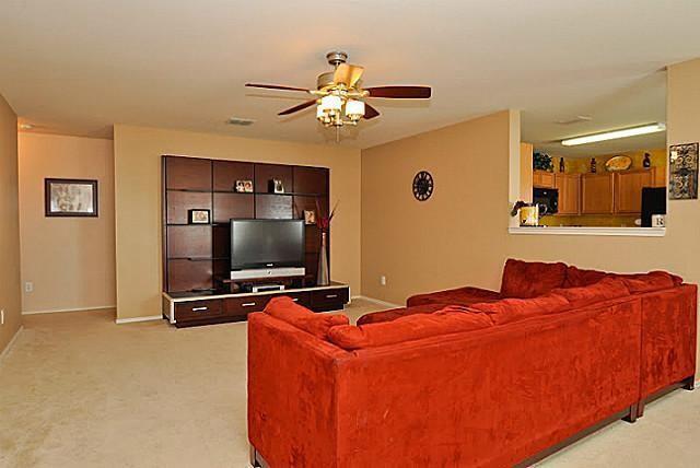 Foto del edificio - 1005 Shelborn Dr