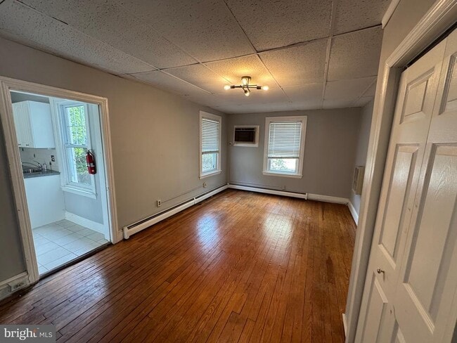 Foto del edificio - 976 Upper Gulph Rd