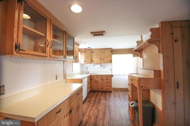 Photo - 46 Woodland Ave House