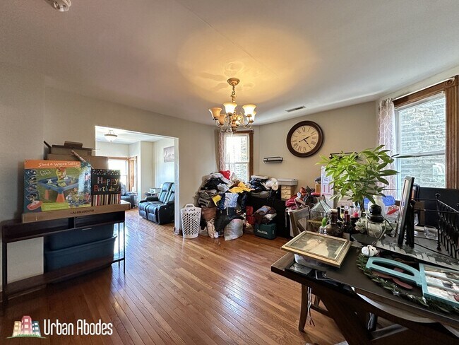 Foto del edificio - 3532 N Elston Ave