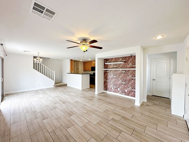 Building Photo - 3 BEDROOM CORNER LOT HOME IN PROVIDENCE