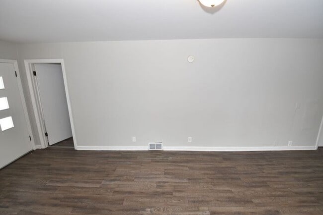 Foto del edificio - River Park Charming 3 bedroom Single Family Home