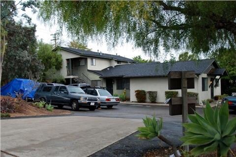 Foto principal - 4430 Laurel St