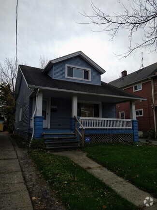 Building Photo - 10910 Revere Ave