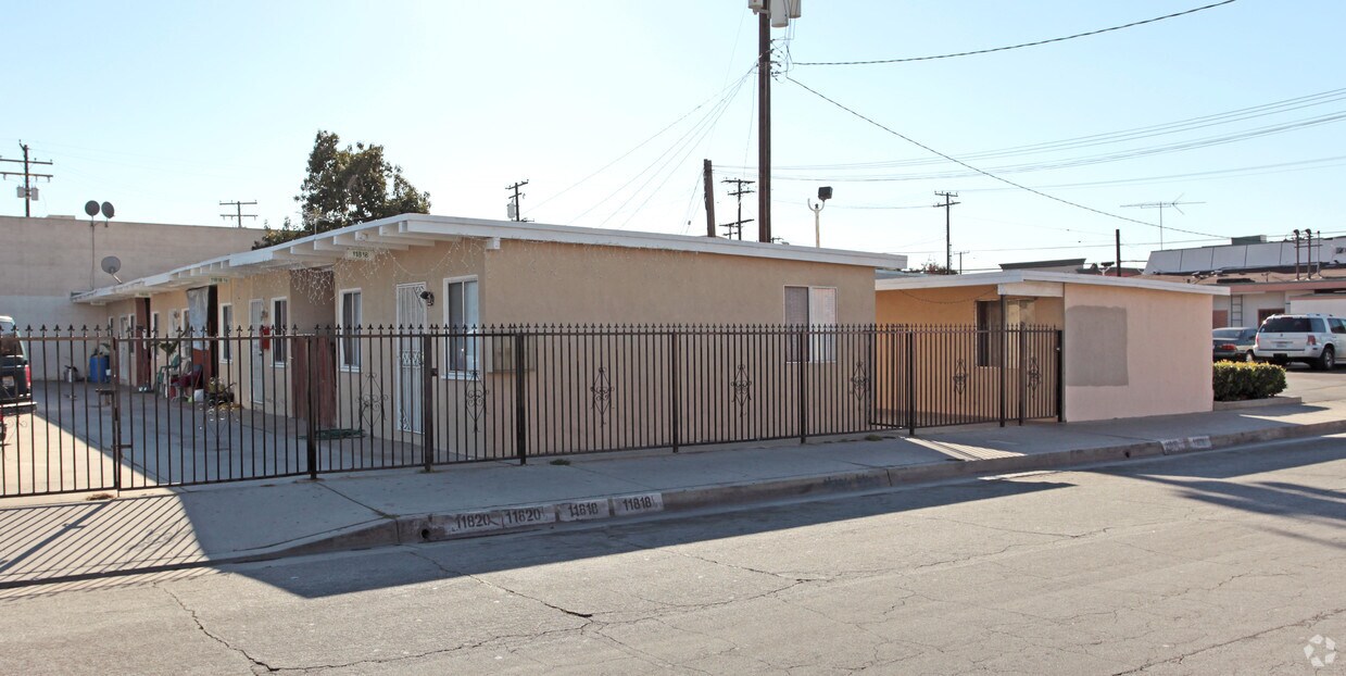Building Photo - 11816 163rd St