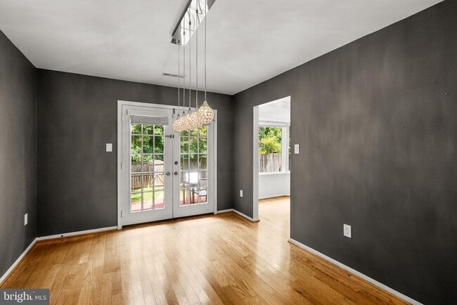 Foto del edificio - 7547 Coddle Harbor Ln