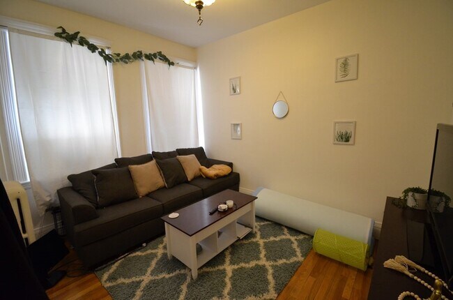 Foto del edificio - 36 Queensberry St