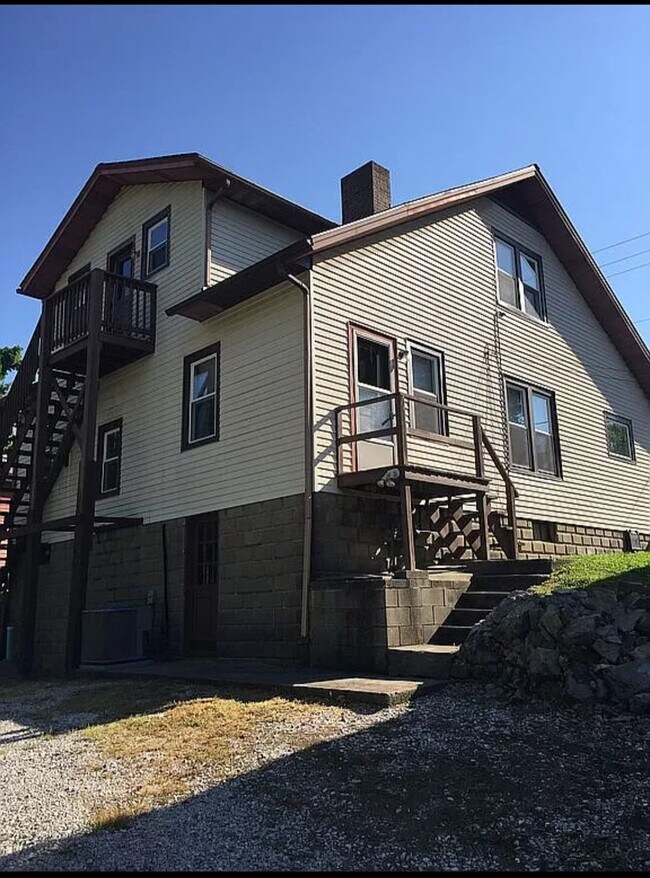 Building Photo - 1714 Harmony Way