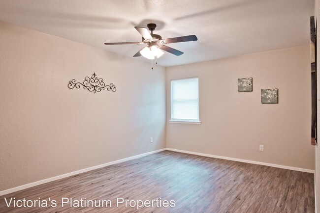 Foto del edificio - 301-309 Westwood St