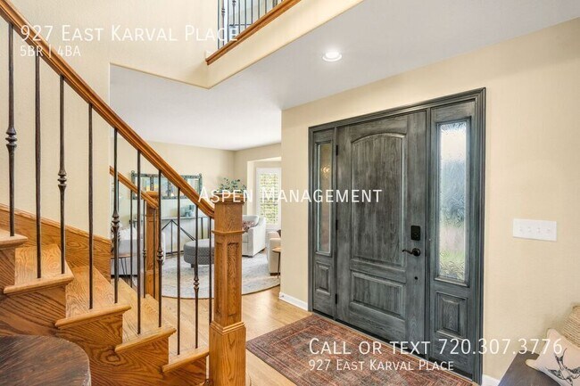 Foto del edificio - 927 E Karval Pl