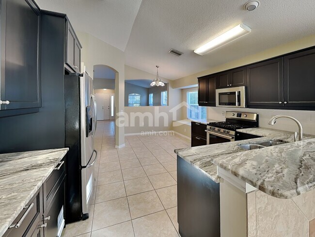 Foto del edificio - 12061 Winding Woods Way